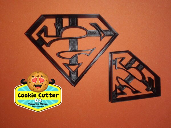 Emporte Piece Superman Signe